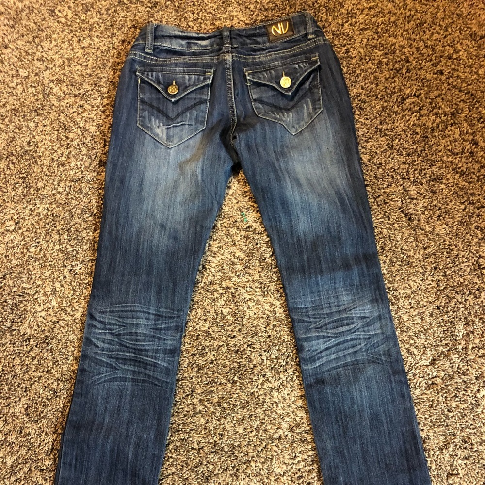 NV Jeans.